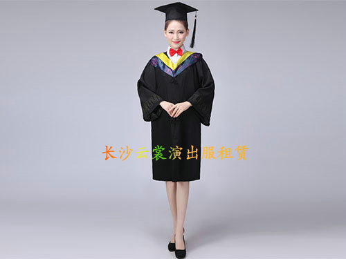 毕业服